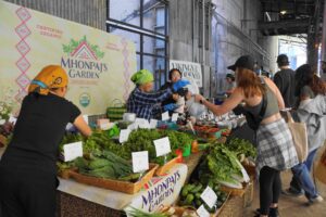 Image for Expanding Access to Fresh Food Across Minnesota 