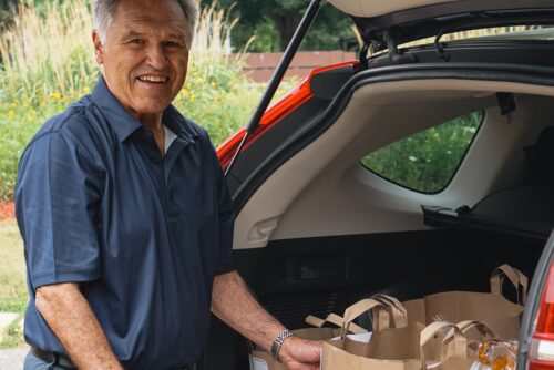 Image for Grocery Home Delivery Helps Disabled Minnesotans Access Food